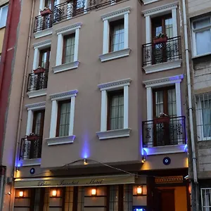 Blue 3*, Estambul Turquía